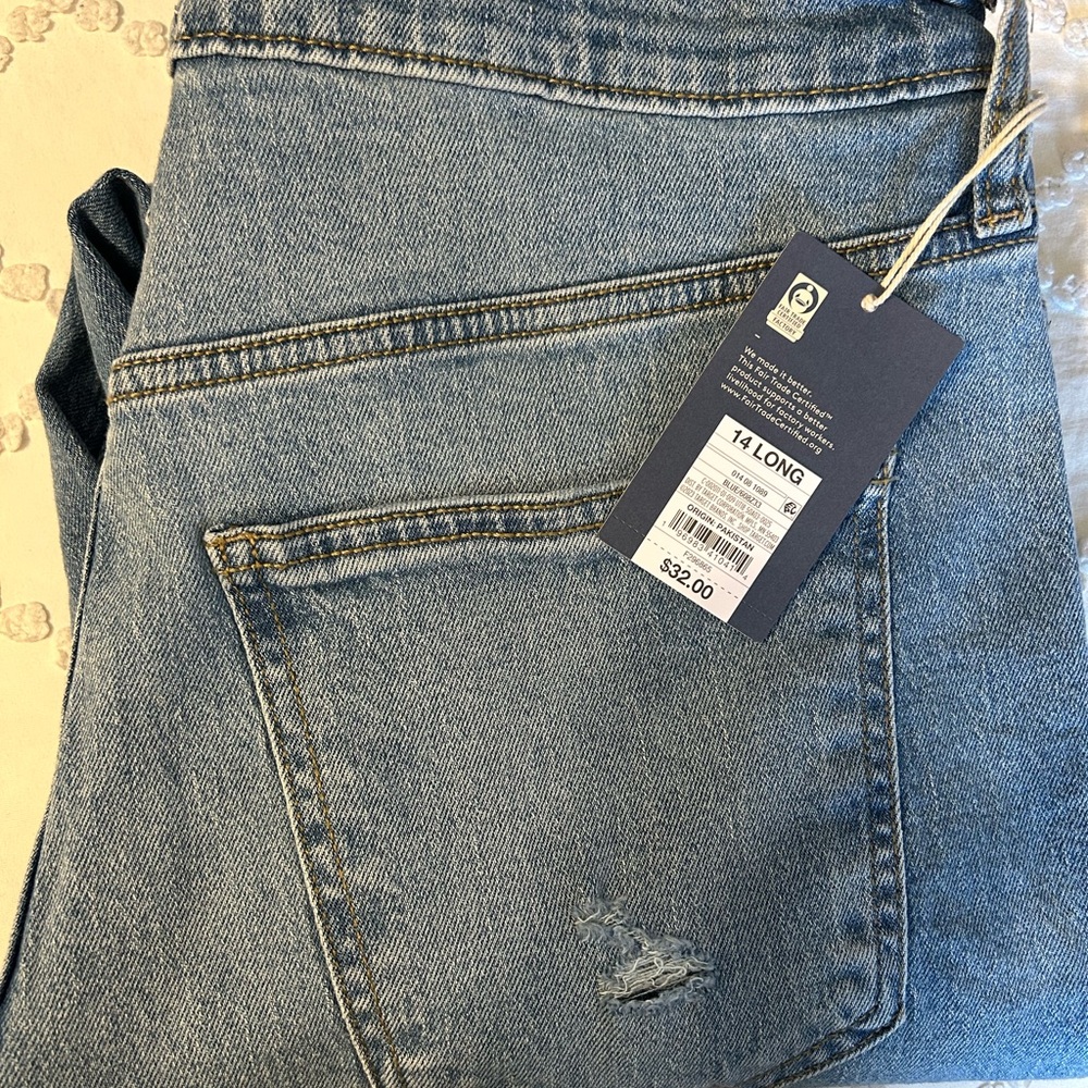 Modern & well made denim jeans
